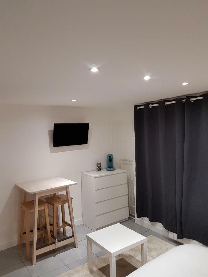 Meublés Saint Marc Apartamento *